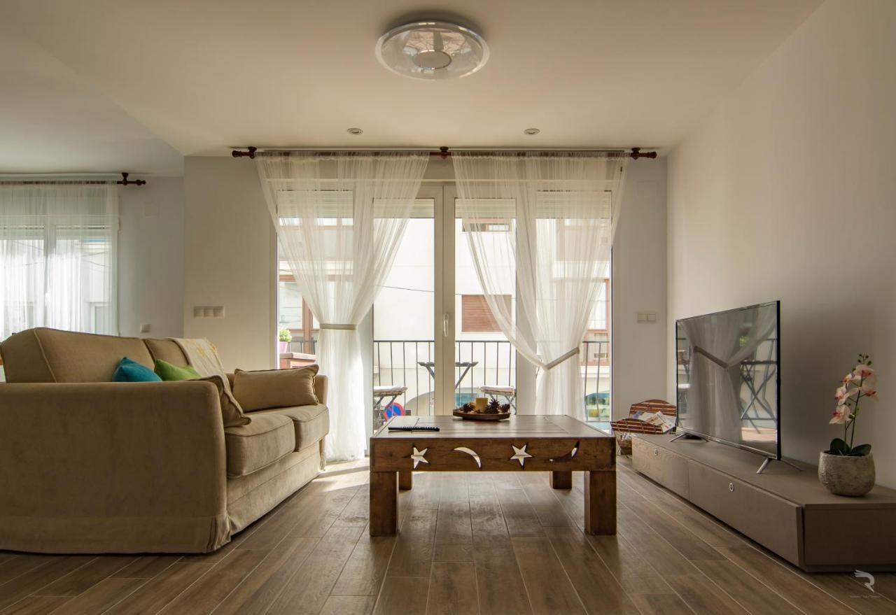 Apartamento Avenida Principal I 알테아 외부 사진